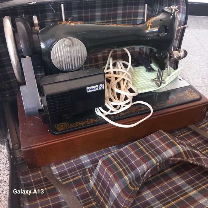 Продавам шевна машина