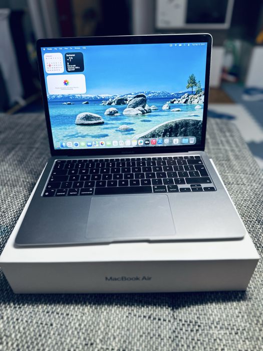MacBook Air 13”  M1  Gray GARANTIE Ca Nou 21 Cicluri