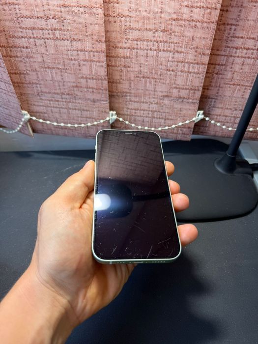 iPhone 12 Verde, Memorie 128GB, 87% Baterie, iOS 26.5