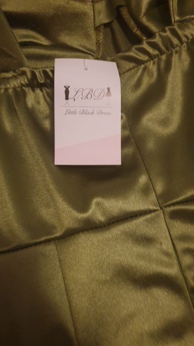 Нова българска парти тежък сатен рокля.