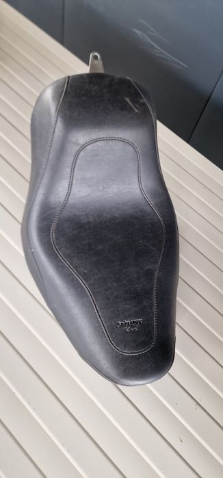 Scaun șa Harley Davidson FXST Dyna Softail FLSTF MUSTANG  custom