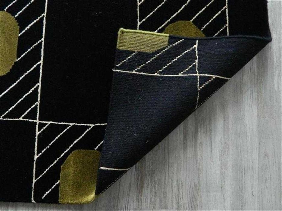 Covor lana lucrat manual calitativ