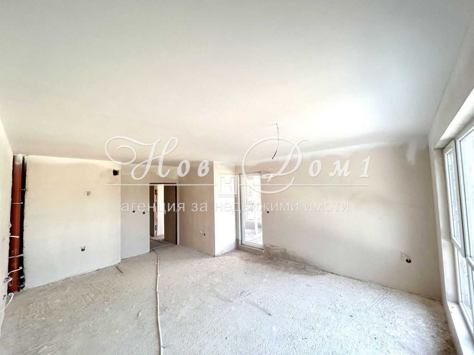 Продава се Тристаен апартамент в Пловдив, Тракия - 108 кв.м за 1445 €/кв.м - Снимка #1