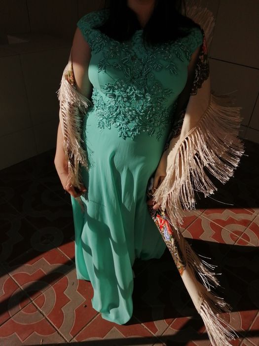 Продам шикарное платье