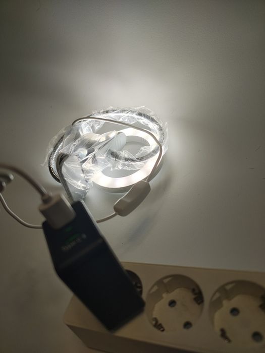Lampa led pentru birou cu două modalități iluminare caldă/rece