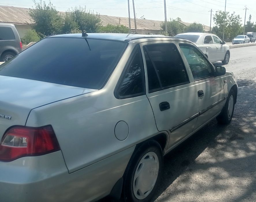 Nexia sonc trabilor sotiladi