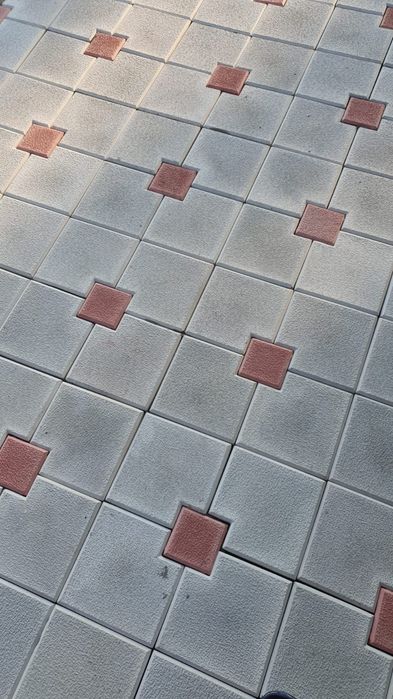 Diverse modele Pavaje si Pavele Asiguram manopera si transport