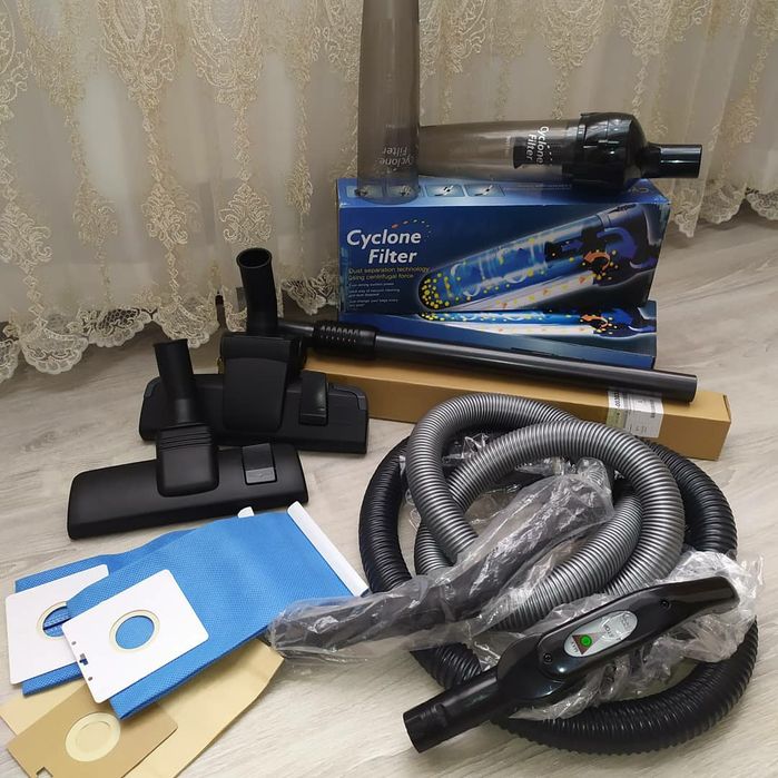 Комплектующие для мясорубки и для пылесосов, нож, шестерёнки, толкател