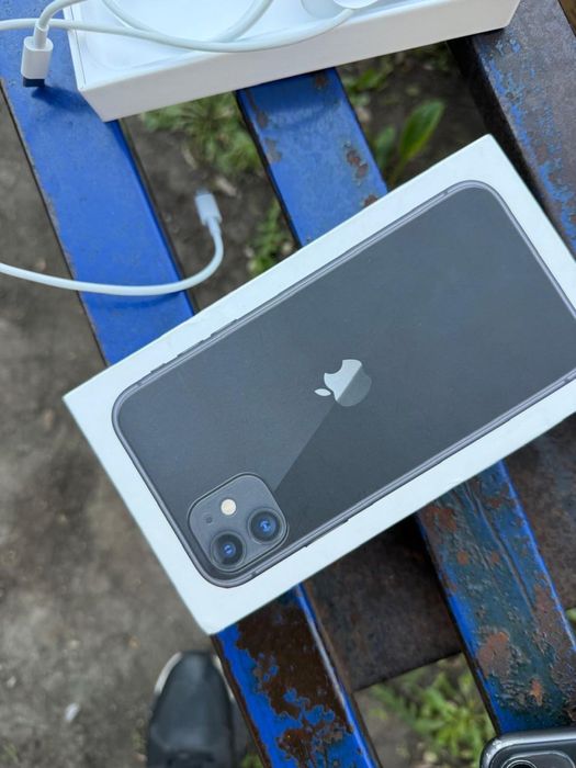 Iphone 11 акб 73 память 64