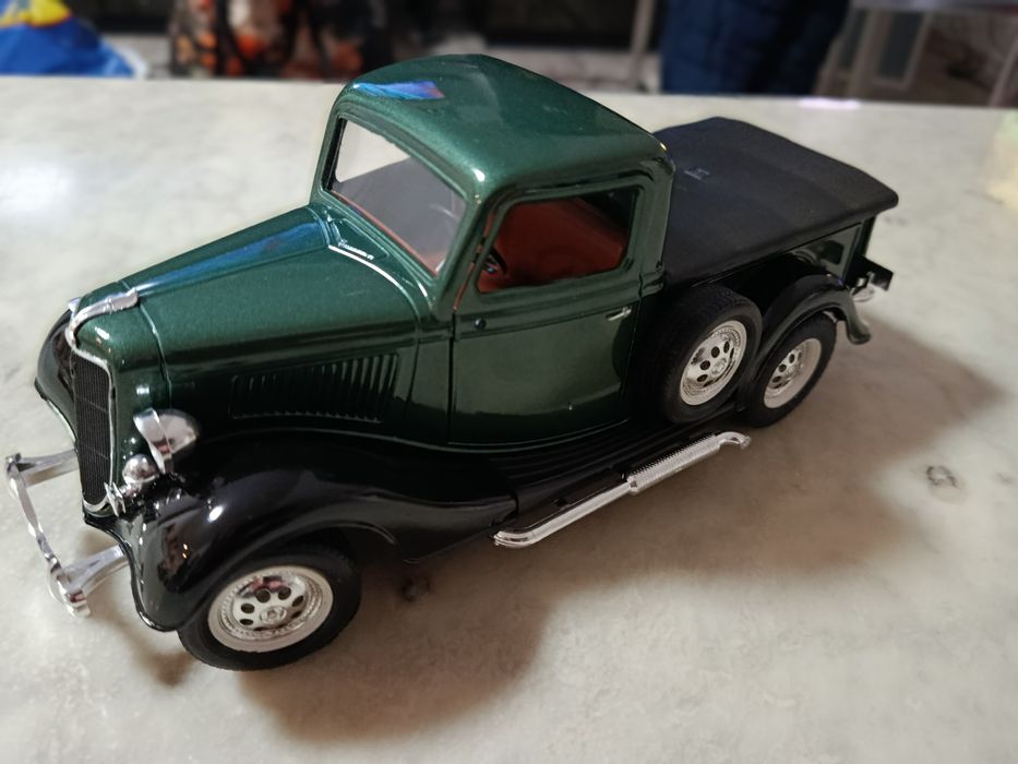 Колекционерски Пикап 1/19