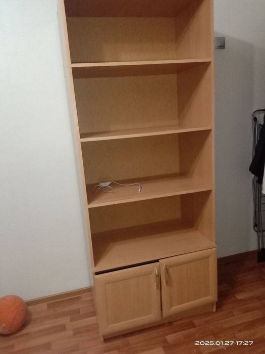 продам шкаф бу в отличном состоянии.