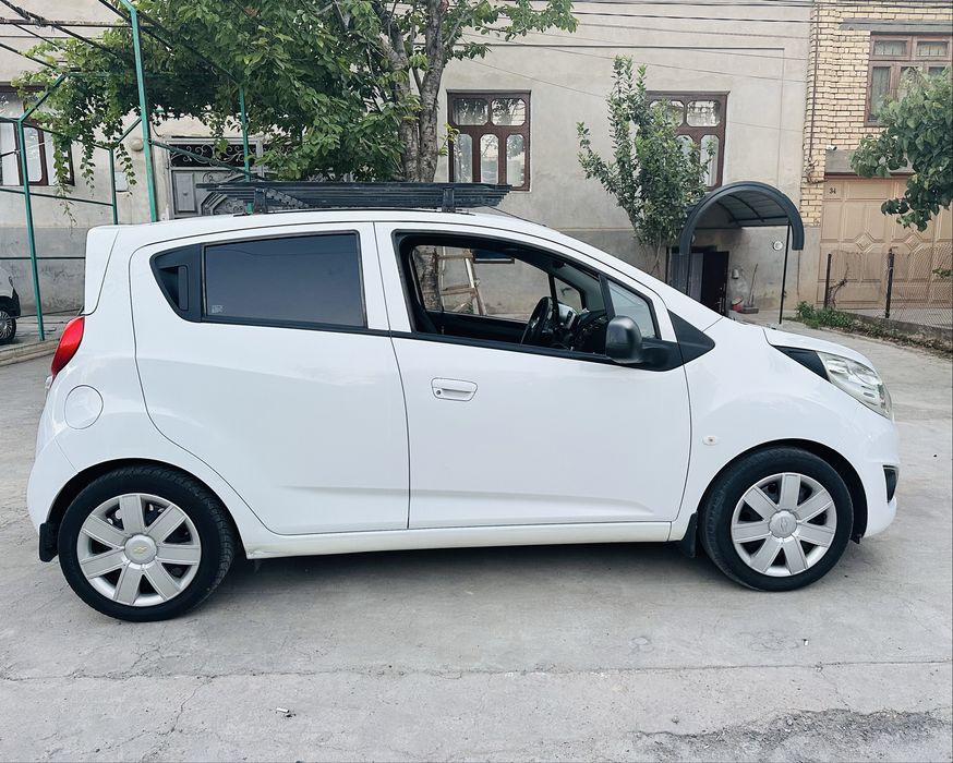 Spark sotiladi 2015 yil