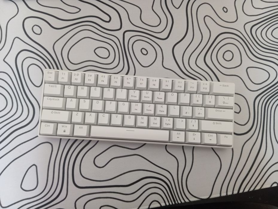 Механическая клавиатура 60%