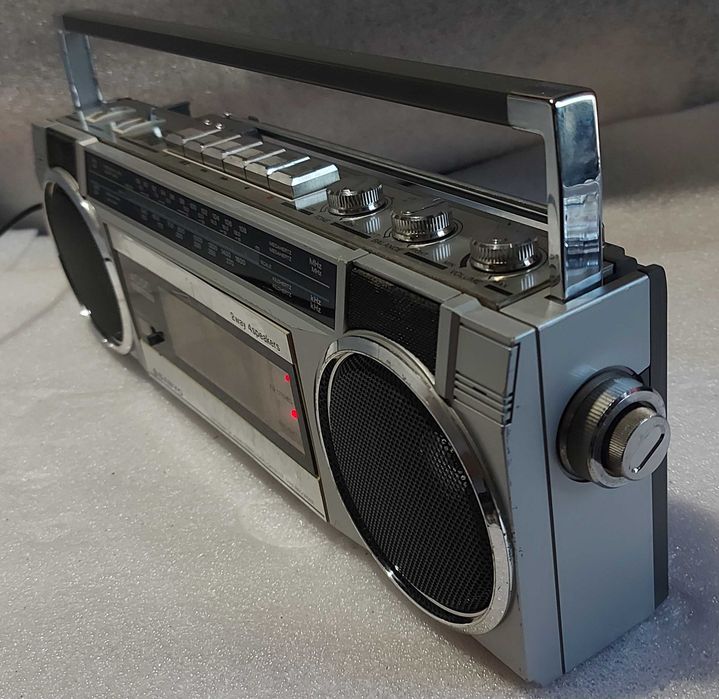 Sanyo M7150LU Stereo Radio Cassette Recorder