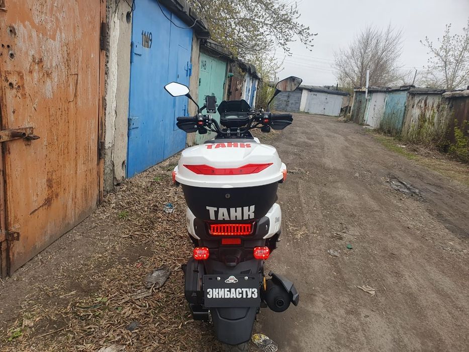 Скутер TANK 2024