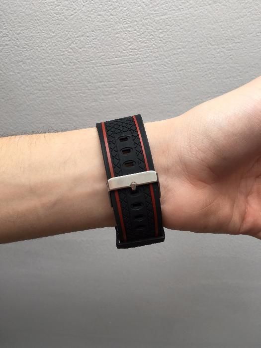 Ceas LED rosu digital nou