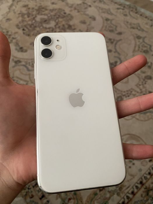 iPhone 11 Айфон 11 в блоке