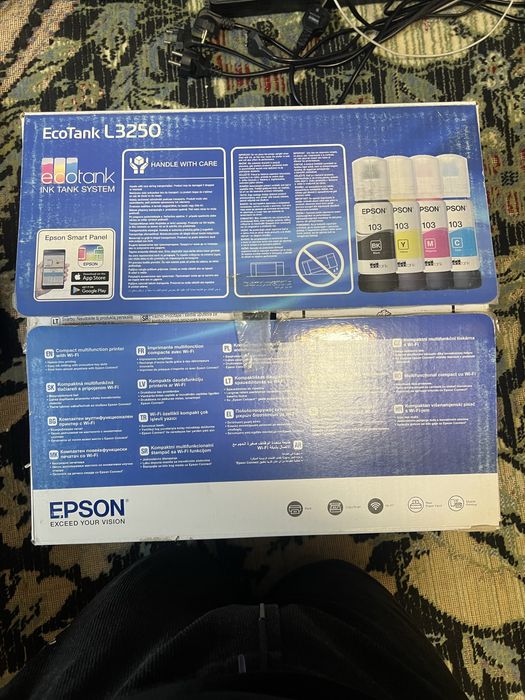 Принтер Epson L3250 (МФУ 3в1, А4, струйный, цветной, как новый