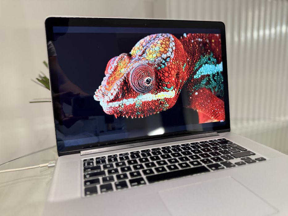 Macbook Pro 15 Retina Quad-Core i7
