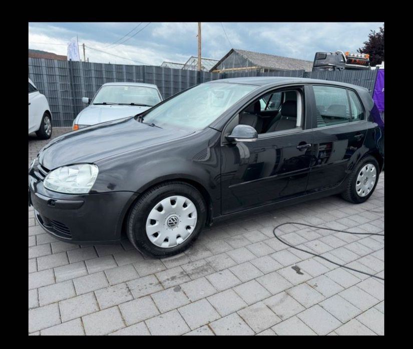 VOLKSWAGEN Golf 2004 — imagine 5