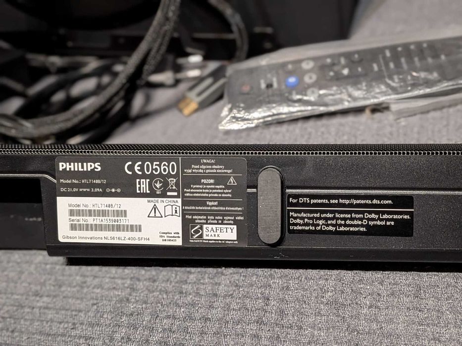 Soundbar Philips HTL7140B, 5.1, 320W, Bluetooth, NFC, Ambisound