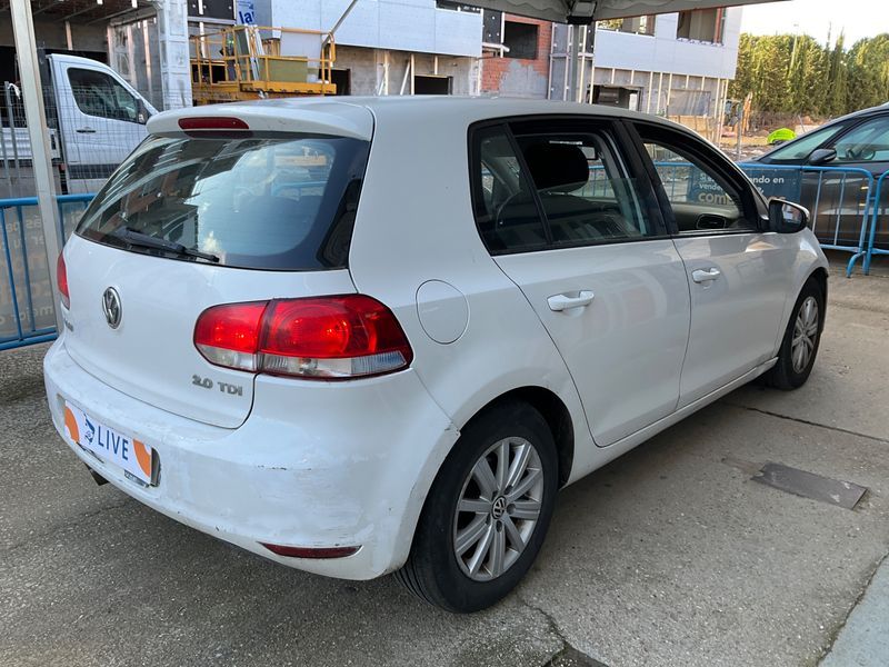 Volkswagen Golf VI 2.0 TDI Advance 2010