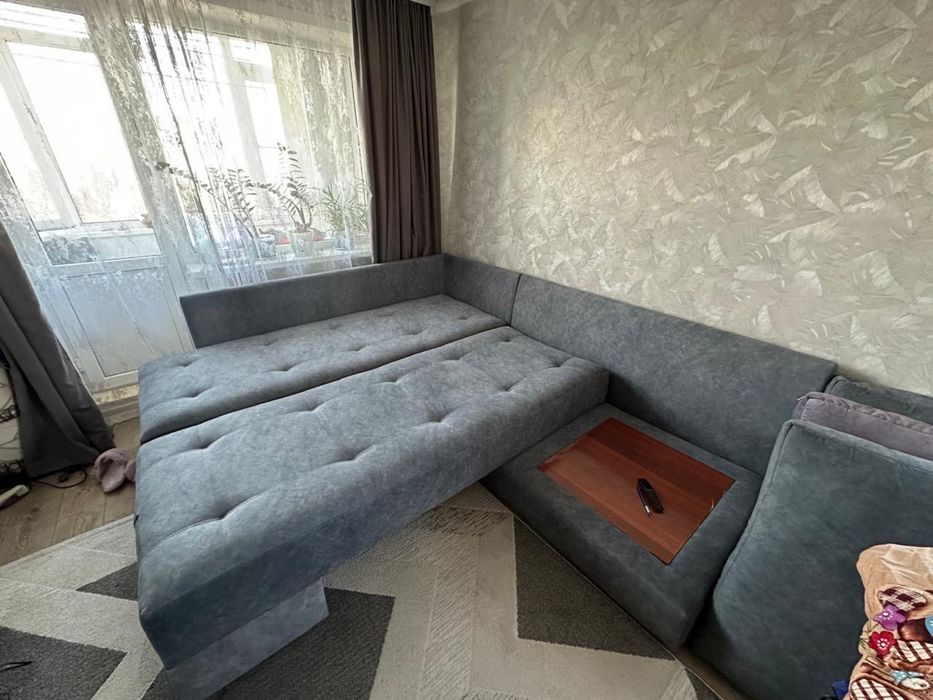 Продам угловой диван