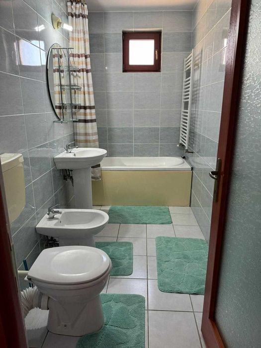 Închiriez apartament Baia Mare zona Vivo Mall