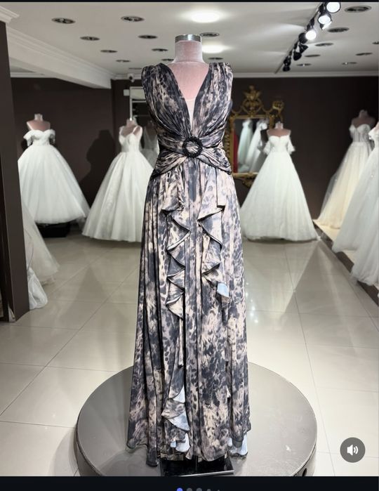 Rochie lunga cu imprimeu leopard si detaliu stralucitor in talie