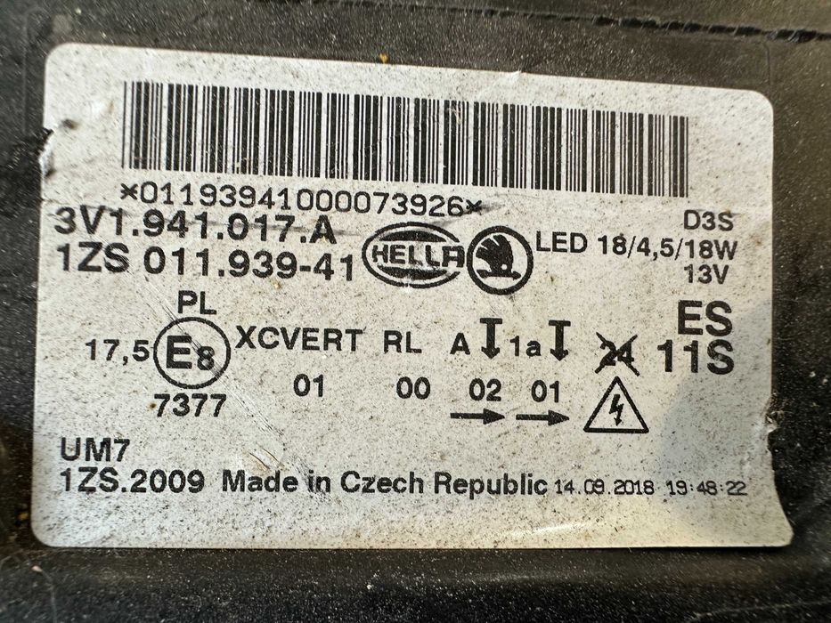 Фар фарове Skoda Superb Xenon far farove 16-23