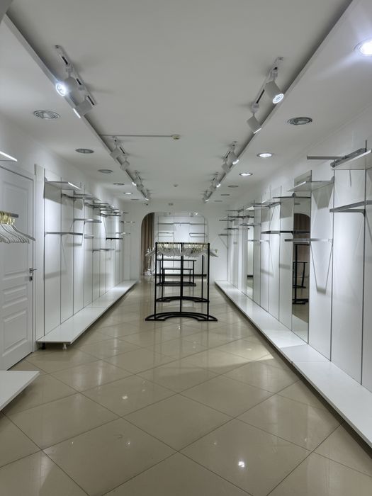 Продается мебель для магазина