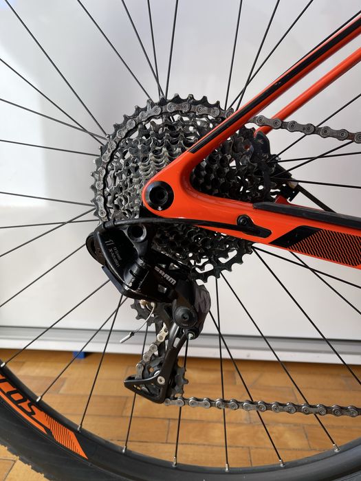 Scott scale 935 carbon 2018
