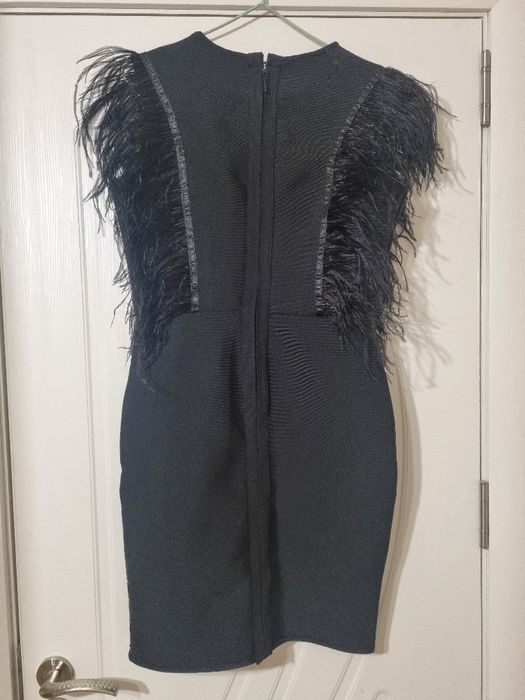 Официална черна рокля Avin