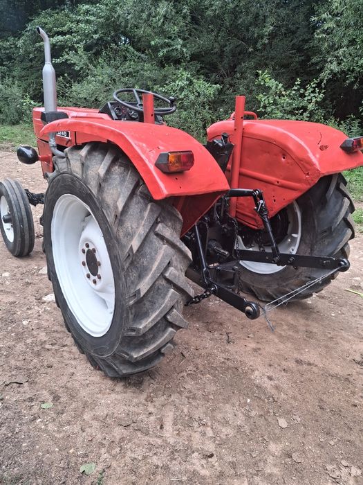 Tractor universal U445