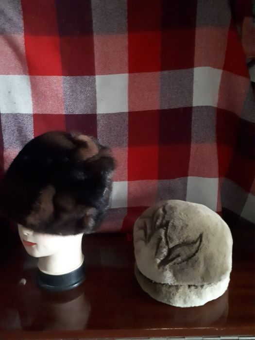 Продам меховые шапки