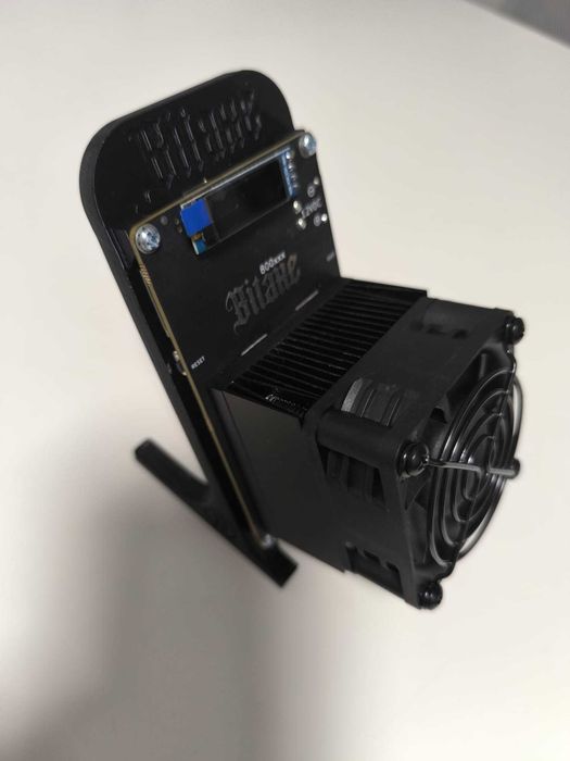 Bitaxe 800 Series – Miner Bitcoin Solo Mining | Complet, cu Alimentator