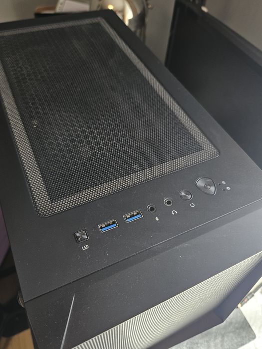 PC Gaming i5 9600KF + GTX 1660 Super 6GB + 16GB RAM + 3TB HDD