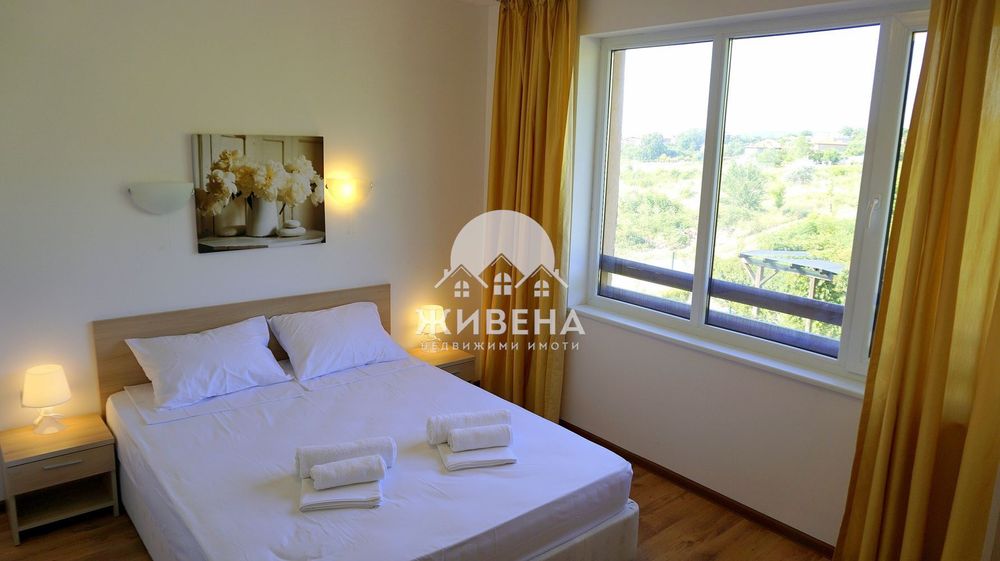 Триетажна къща в комплекс, с.Рогачево, площ 131 кв.м