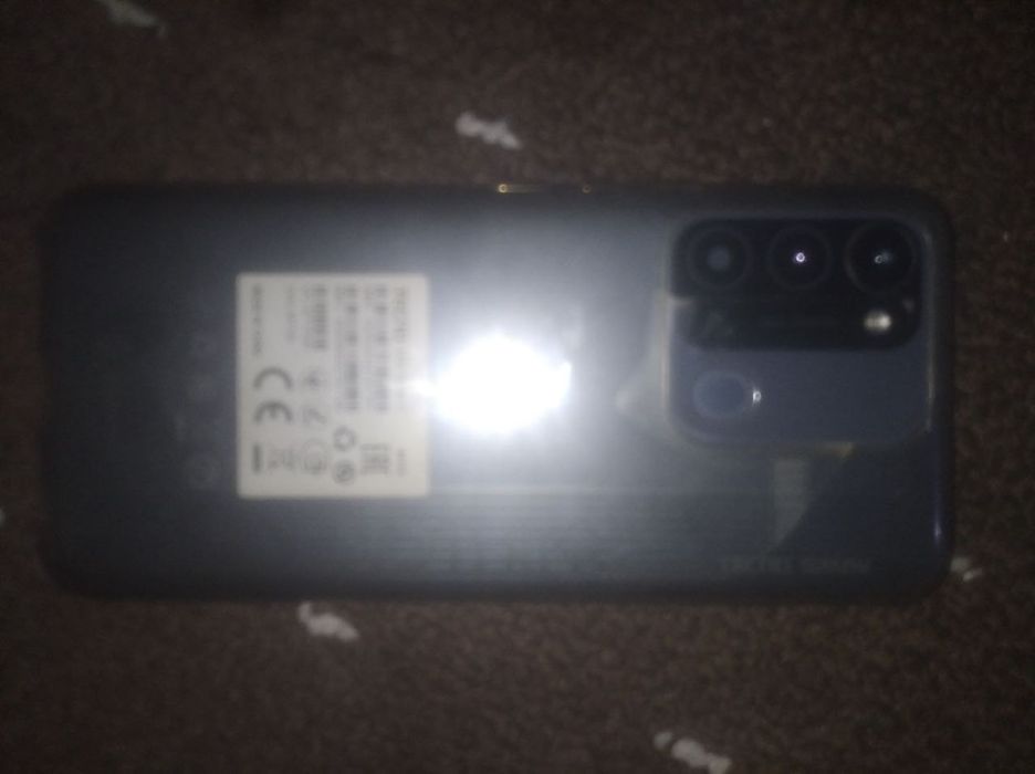 Tecno spark udar