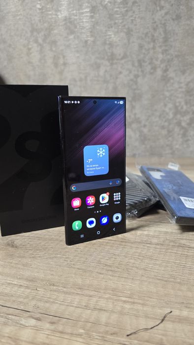 Продам Samsung Galaxy S22 Ultra (SM-S908E/DS, 12/256GB, black)