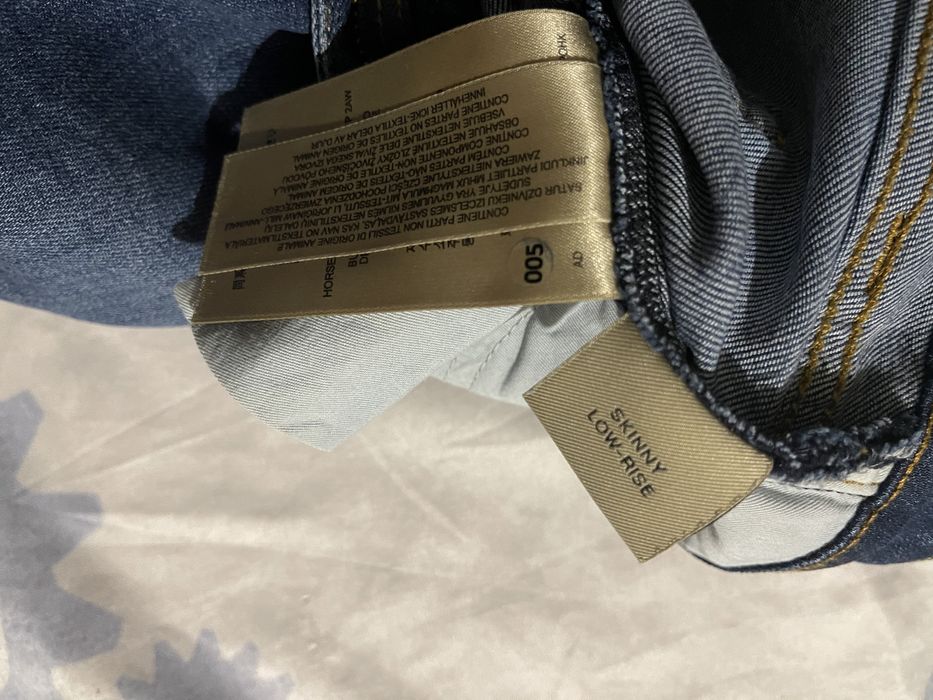 Blugi de dana marca Burberry skinny