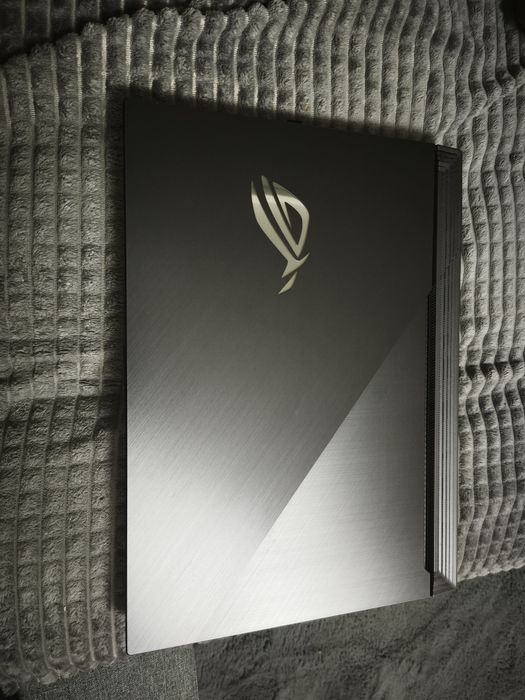 Laptop asus rog strix G731G