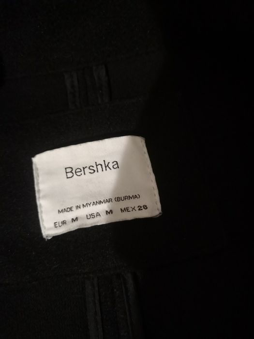 Palton Bershka marimea M