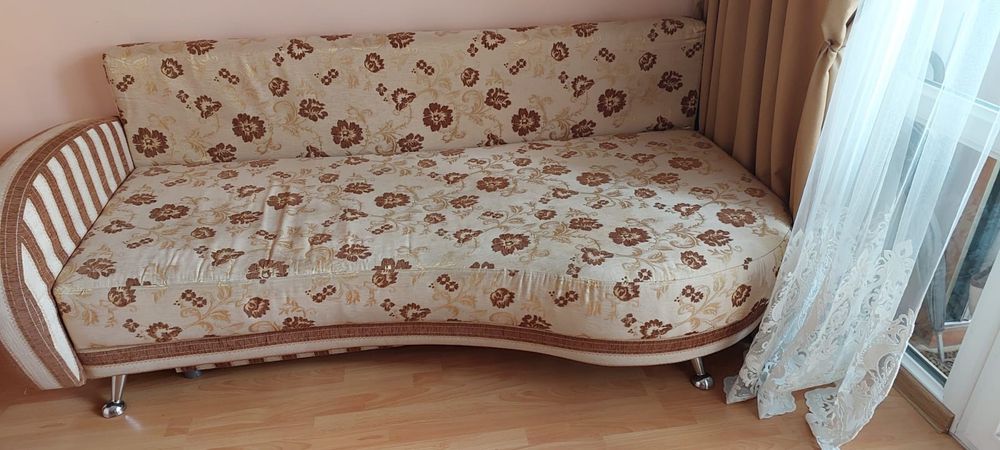 Тахта для спальни в нормальном состоянии Б/у