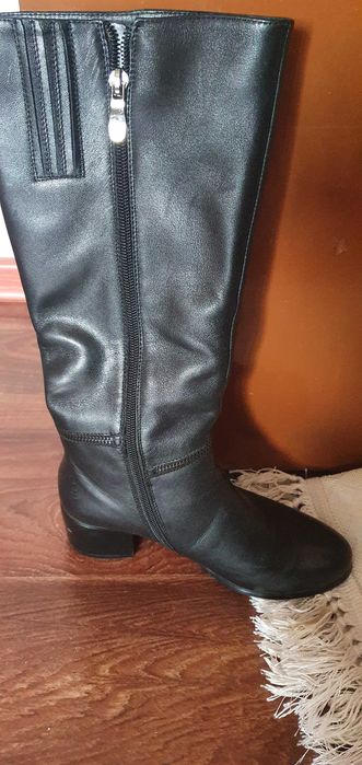 Сапоги осенние кожанные