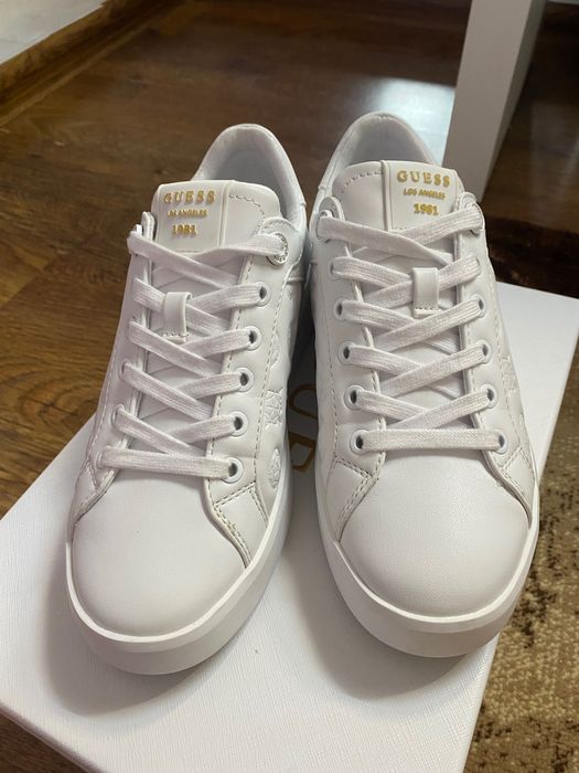 Дамски Маратонки Guess