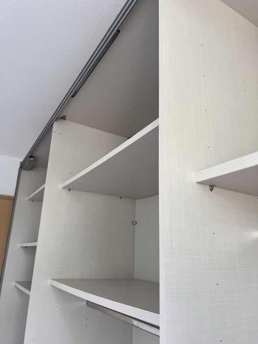Dressing/Dulap 300/223/64 cm 3 usi culisante sticla gri/oglinda