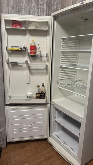 Холодильник на продажу