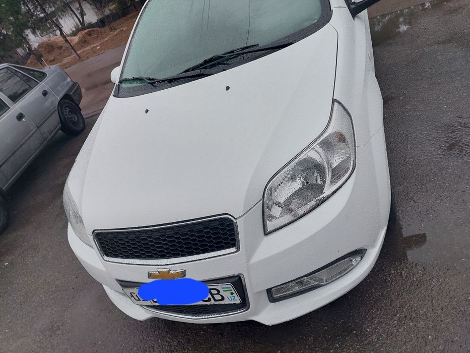 Nexia 3 sotiladi xolati zor toza moshina Srochna sotiladi