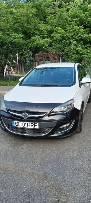 Vand opel astra j 2013 1.4  benzina+ gpl